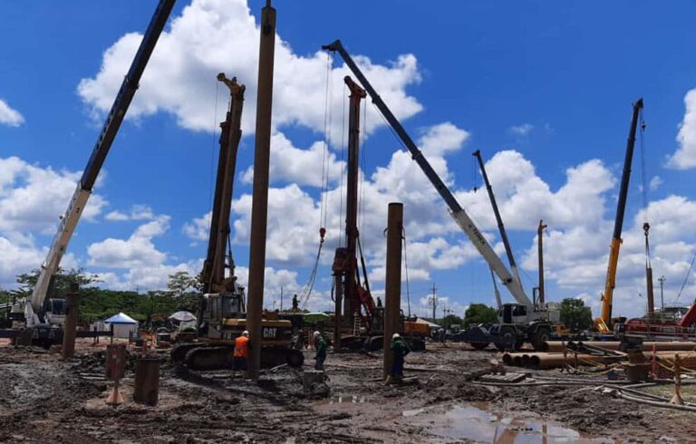 hg _0014_Pilotaje, refineria bca